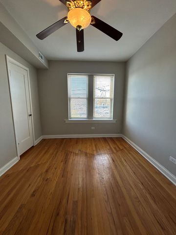 7150 S Cornell Avenue 2W, Chicago, IL 60649