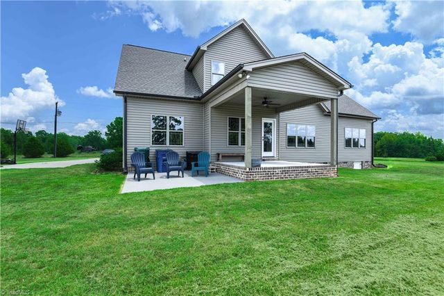 1144 Haynes Road, Summerfield, NC 27358