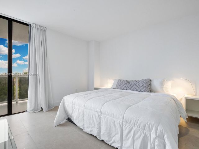 20505 E Country Club Dr 531, Aventura, FL 33180