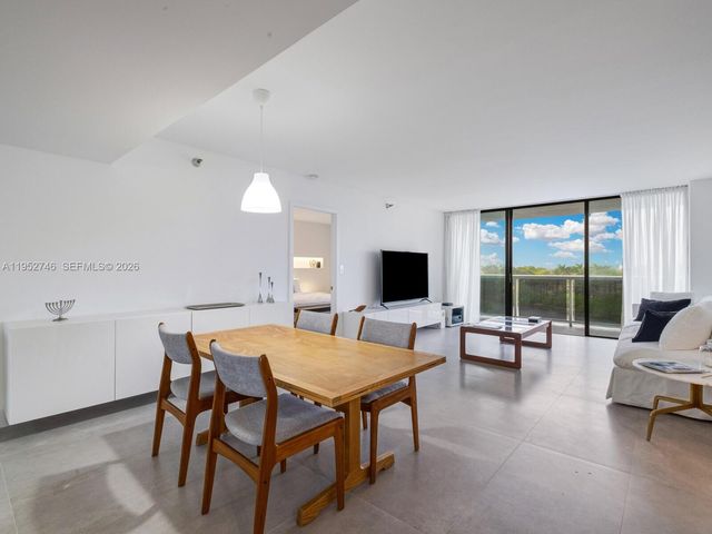 20505 E Country Club Dr 531, Aventura, FL 33180