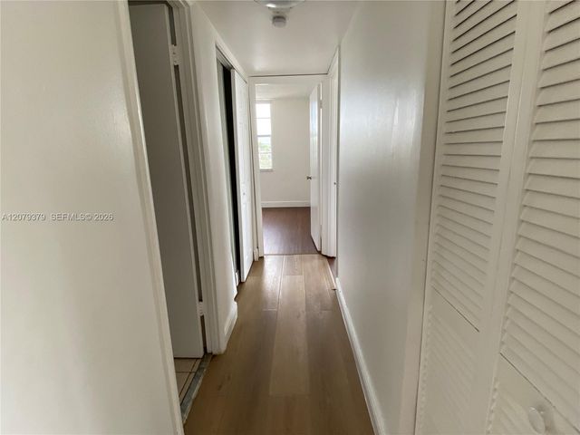 488 NW 165th St Road B-415, Miami, FL 33169