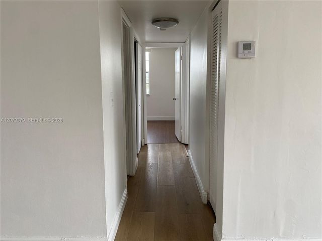 488 NW 165th St Road B-415, Miami, FL 33169
