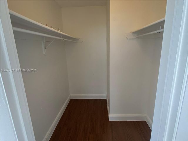 488 NW 165th St Road B-415, Miami, FL 33169