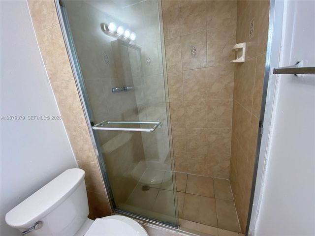 488 NW 165th St Road B-415, Miami, FL 33169
