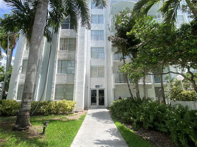 488 NW 165th St Road B-415, Miami, FL 33169
