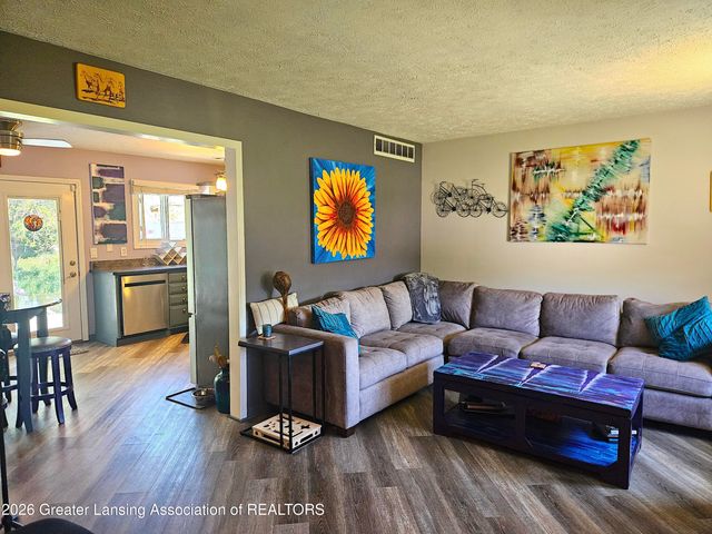 4502 Glenberry Drive, Holt, MI 48842