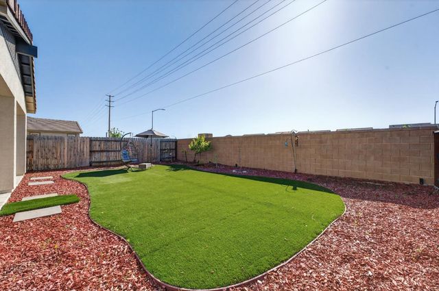 2049 Borealis Cir, Roseville, CA 95747