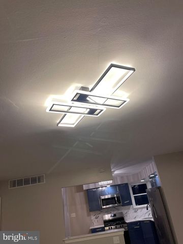 926 ALCYON DR, Bellmawr, NJ 08031