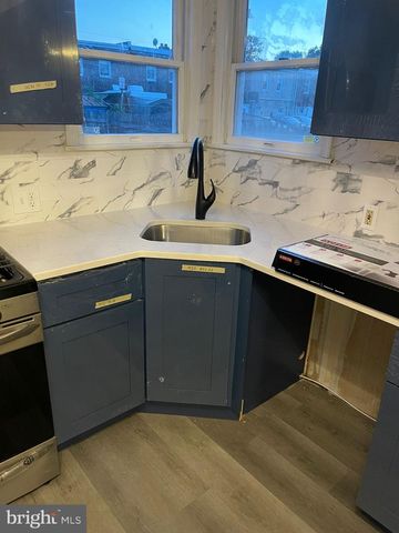 926 ALCYON DR, Bellmawr, NJ 08031