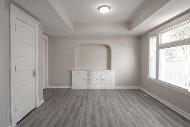 1606 Concordia Avenue, Saint Paul, MN 55104