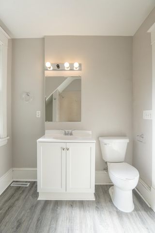 1606 Concordia Avenue, Saint Paul, MN 55104