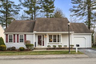 42 Brewster Rd 42, Stoughton, MA 02072