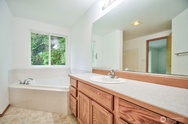 164 Beville Road, Boistfort, WA 98532