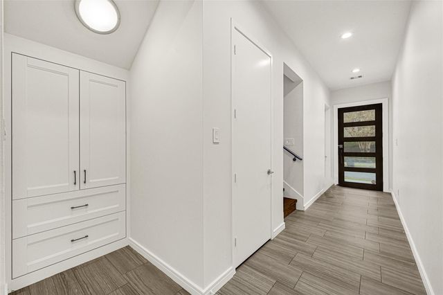 707 W Clay Street, Houston, TX 77019