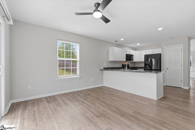 20 Laurelhurst Court, Greer, SC 29650