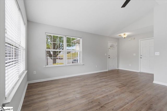 20 Laurelhurst Court, Greer, SC 29650