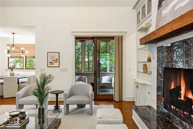 279 Lakeview Avenue NE, Atlanta, GA 30305