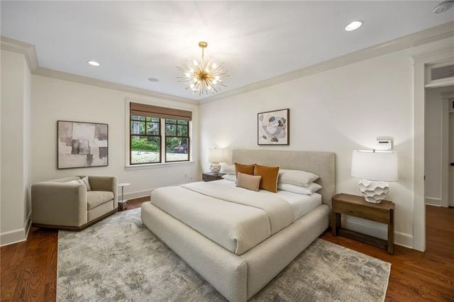 279 Lakeview Avenue NE, Atlanta, GA 30305