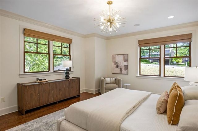 279 Lakeview Avenue NE, Atlanta, GA 30305