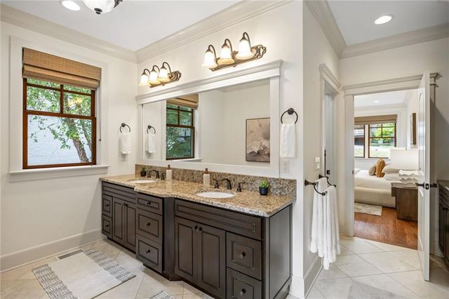 279 Lakeview Avenue NE, Atlanta, GA 30305
