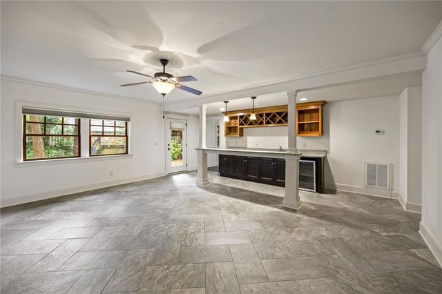 279 Lakeview Avenue NE, Atlanta, GA 30305