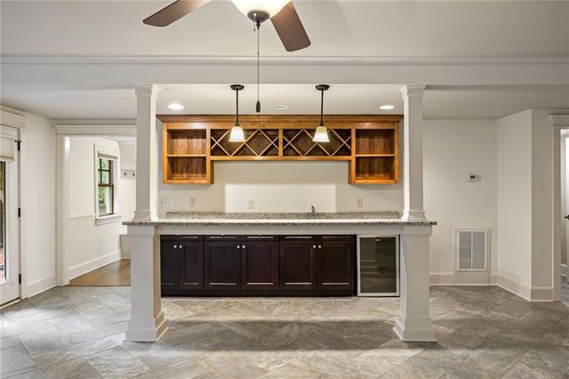 279 Lakeview Avenue NE, Atlanta, GA 30305