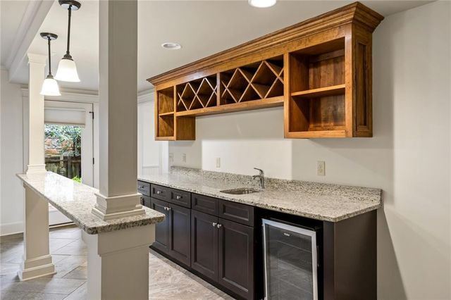 279 Lakeview Avenue NE, Atlanta, GA 30305