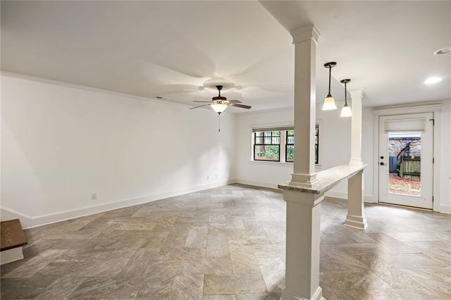 279 Lakeview Avenue NE, Atlanta, GA 30305