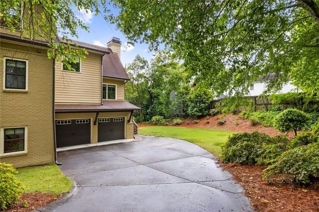 279 Lakeview Avenue NE, Atlanta, GA 30305