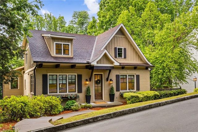 279 Lakeview Avenue NE, Atlanta, GA 30305