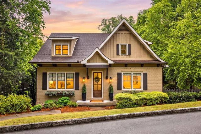 279 Lakeview Avenue NE, Atlanta, GA 30305