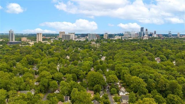 279 Lakeview Avenue NE, Atlanta, GA 30305