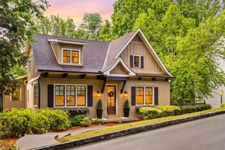 279 Lakeview Avenue NE, Atlanta, GA 30305