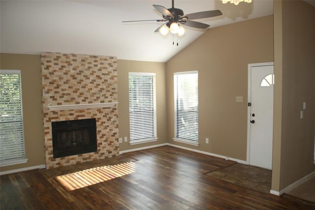 3500 Tangle Brush Drive 174, The Woodlands, TX 77381