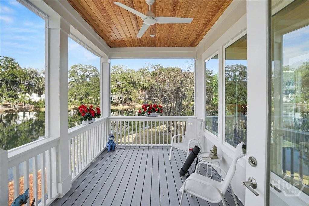 Image 32 of property listing at 2 Top Gallant Circle, Savannah, GA 31411