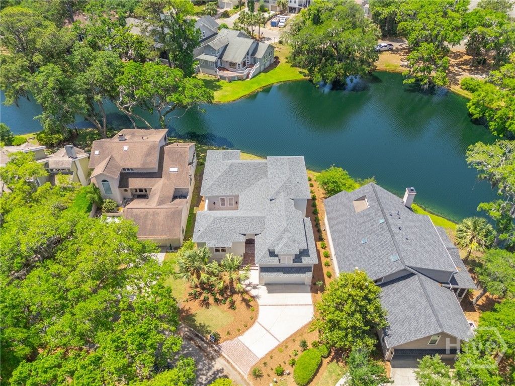 Image 38 of property listing at 2 Top Gallant Circle, Savannah, GA 31411