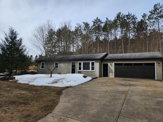 4714 Golden Road, SE, Orange Twp, MI 49646