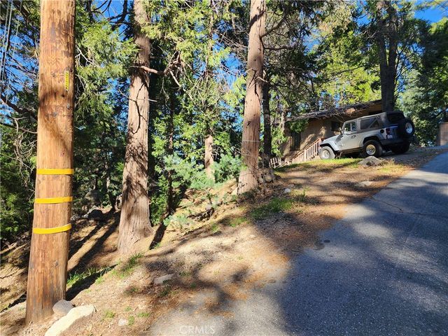 24200 Altdorf, Crestline, CA 92325
