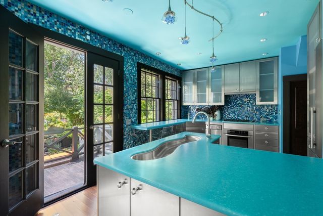 8 Orne Sq 8, Salem, MA 01970