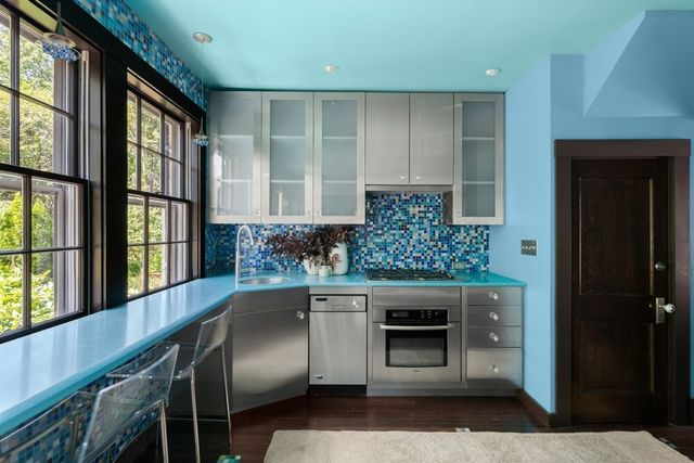 8 Orne Sq 8, Salem, MA 01970
