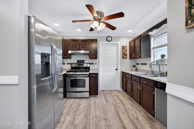6 Red Maple Drive, Brick, NJ 08724