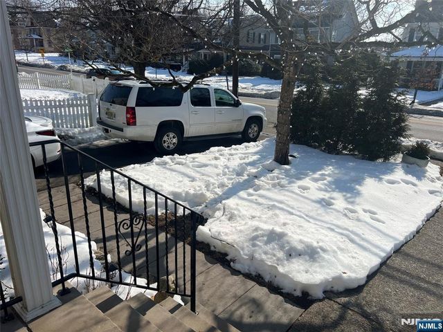 195 Godwin Avenue 1st Fl, Ridgewood, NJ 07450