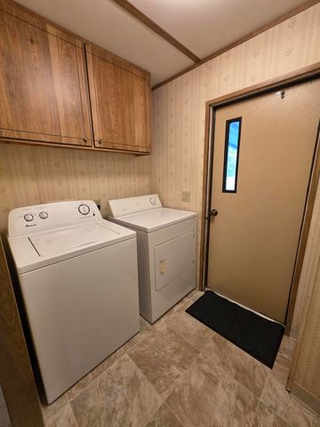 301 Freeman Road UNIT 30, Central Point, OR 97502