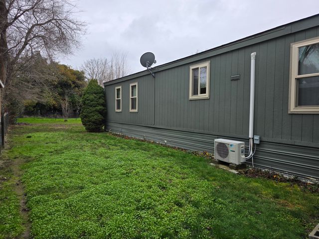 301 Freeman Road UNIT 30, Central Point, OR 97502