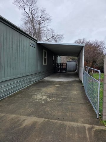 301 Freeman Road UNIT 30, Central Point, OR 97502