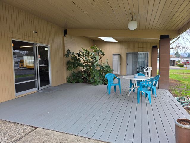 301 Freeman Road UNIT 30, Central Point, OR 97502