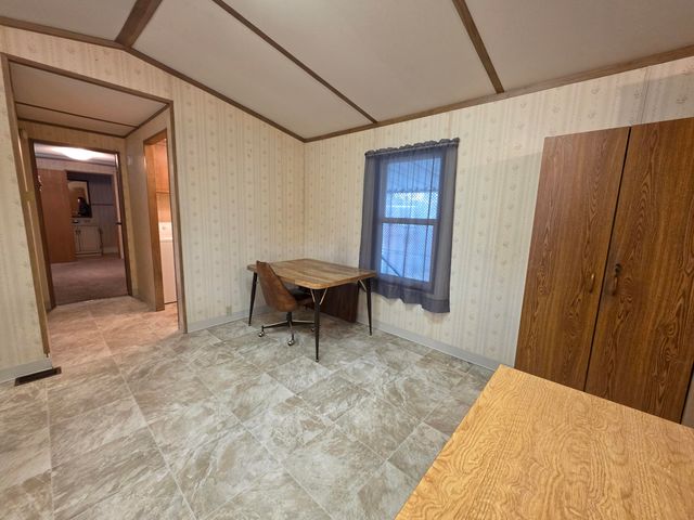 301 Freeman Road UNIT 30, Central Point, OR 97502