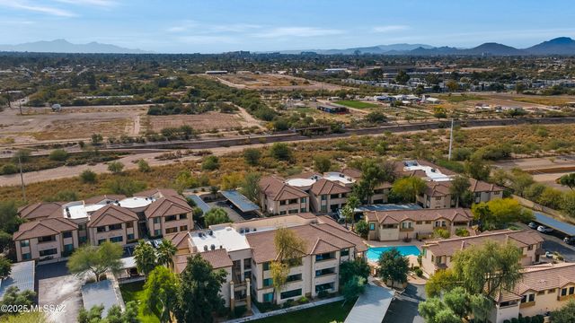 2550 E River Rd Unit 13305, Tucson, AZ 85718