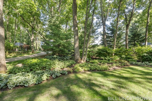 3293 Timberidge Trail, Saugatuck, MI 49453
