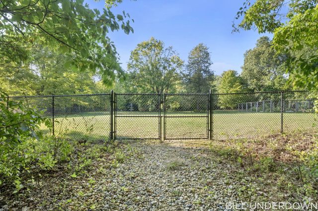 3293 Timberidge Trail, Saugatuck, MI 49453